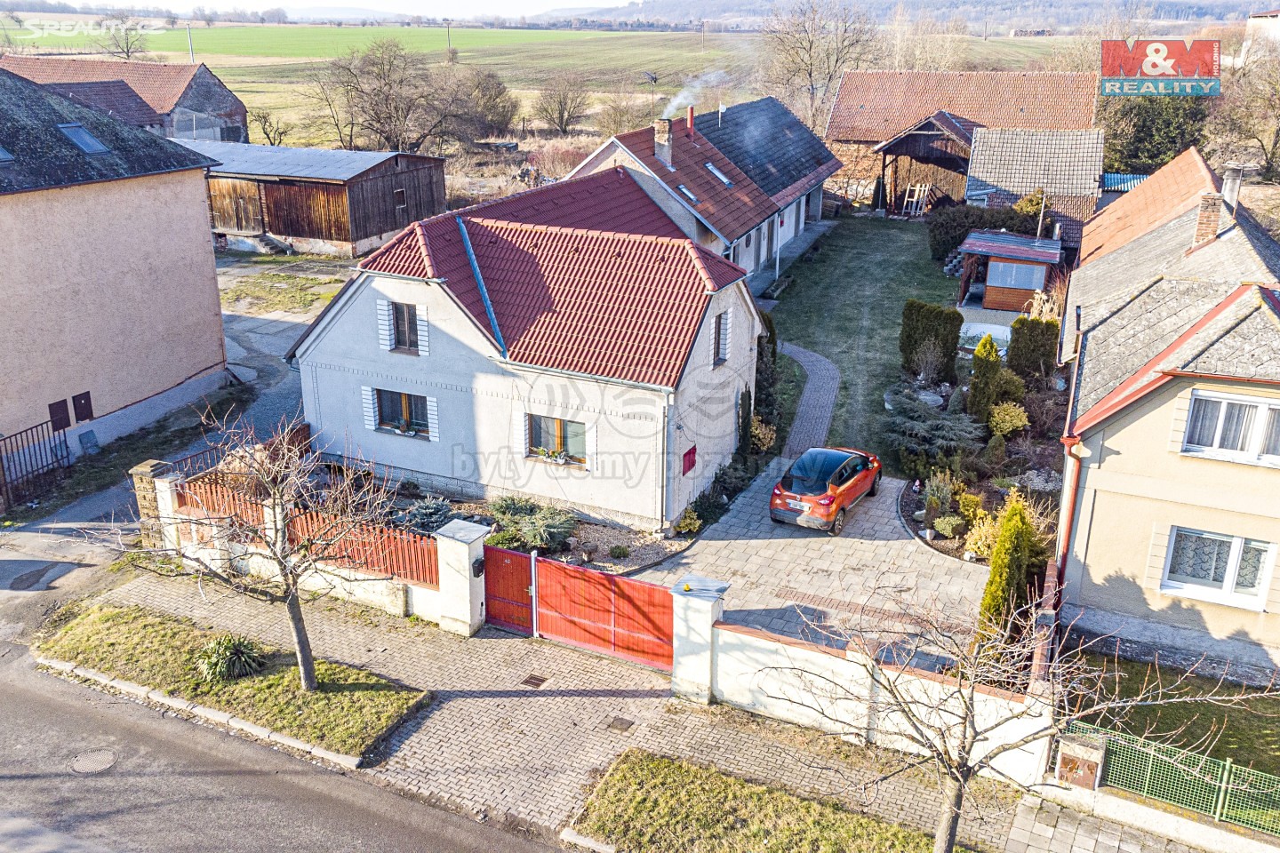 Prodej  rodinného domu 160 m², pozemek 2 425 m², Žiželice, okres Kolín