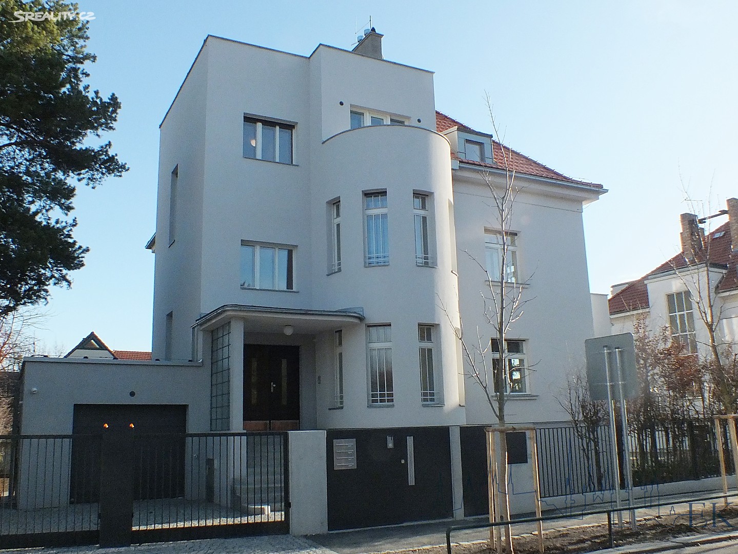 Pronájem bytu 3+1 130 m², Šárecká, Praha 6 - Dejvice