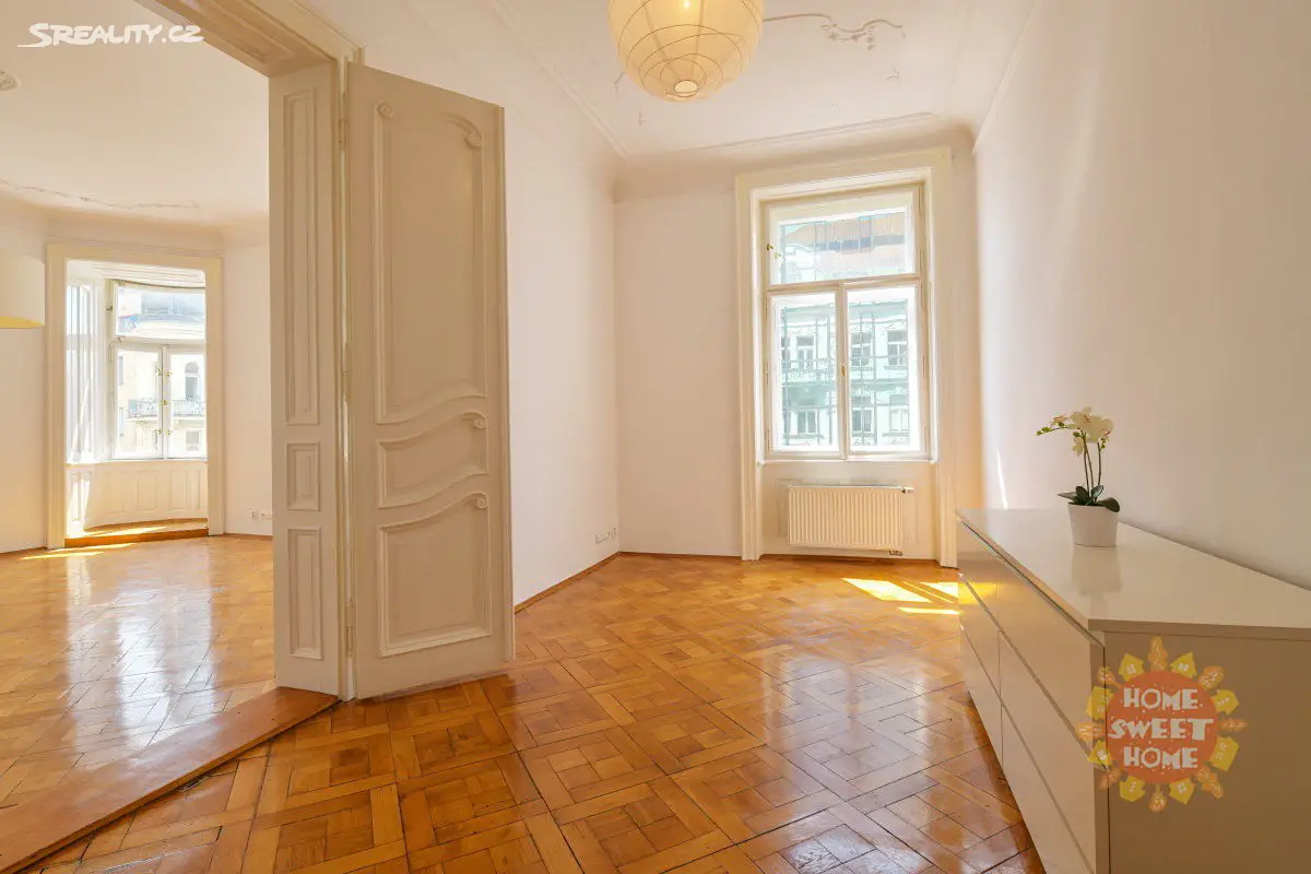 Pronájem bytu 3+kk 106 m², Na Perštýně, Praha 1 - Staré Město