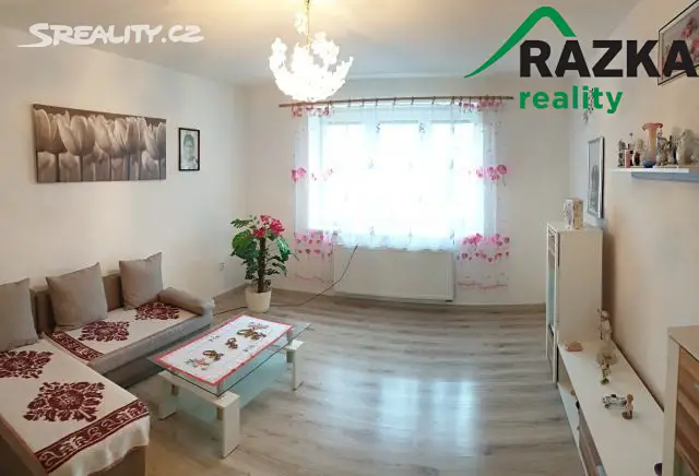Prodej bytu 2+1 79 m², Planá - Svahy, okres Tachov