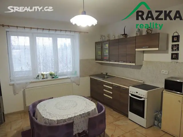 Prodej bytu 2+1 79 m², Planá - Svahy, okres Tachov