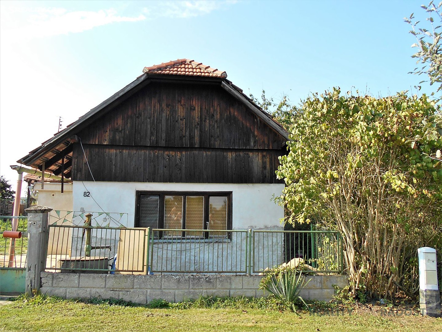 Prodej  rodinného domu 110 m², pozemek 543 m², Hlušice - Hlušičky, okres Hradec Králové