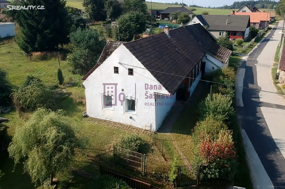 Prodej  rodinného domu 190 m², pozemek 924 m², Jindřichův Hradec - Děbolín, okres Jindřichův Hradec