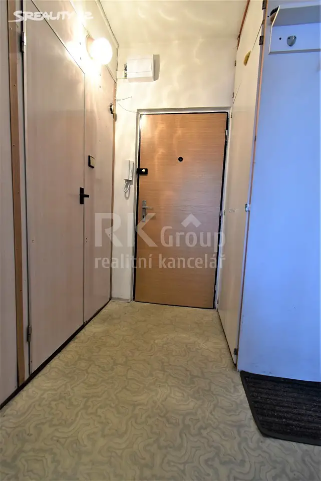 Pronájem bytu 1+1 40 m², plukovníka Mráze, Praha 10 - Hostivař