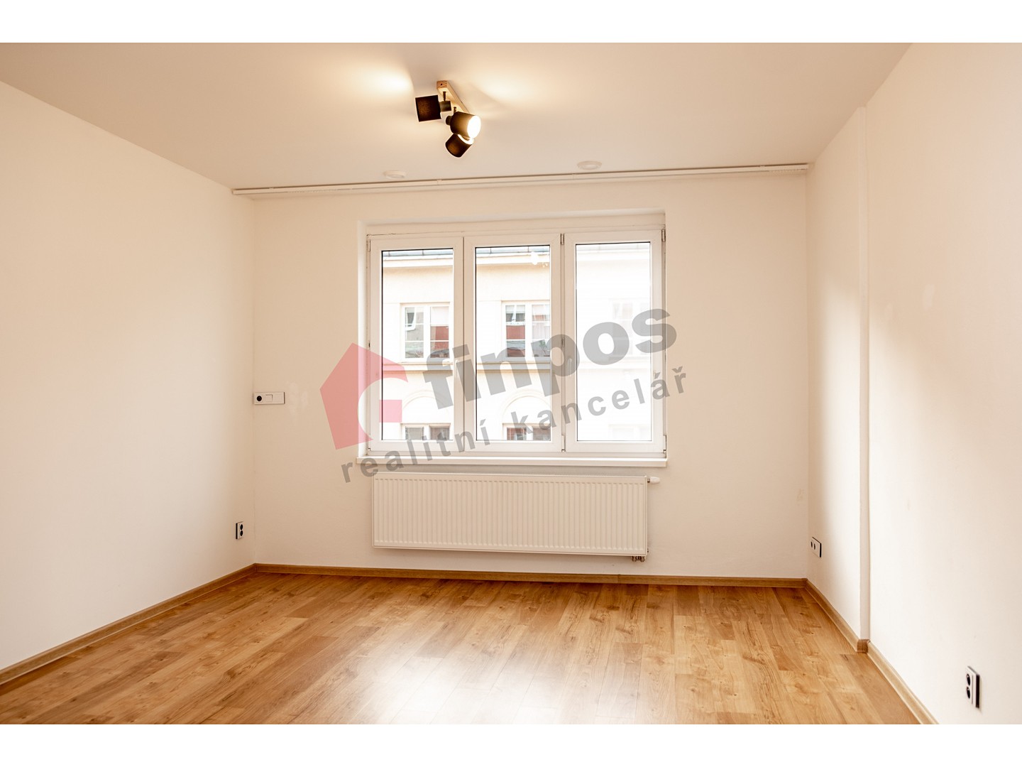 Pronájem bytu 1+1 46 m², Viklefova, Praha 3 - Žižkov