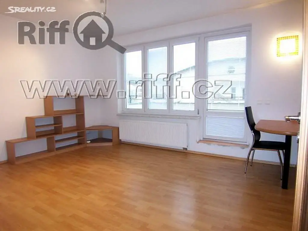 Pronájem bytu 2+kk 51 m², Adamcova, Brno - Bystrc