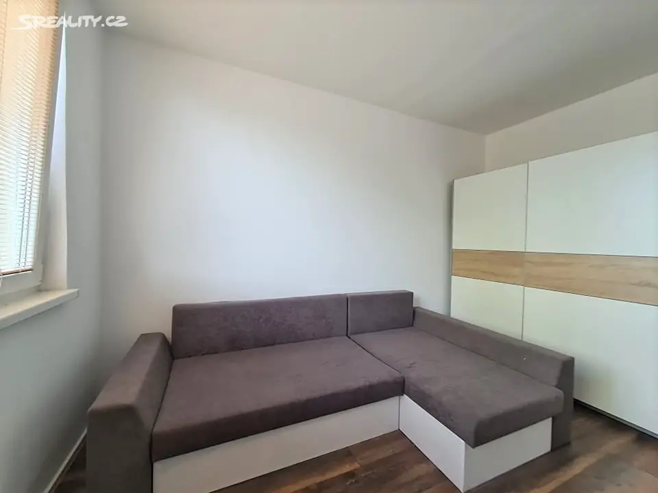 Pronájem bytu 2+kk 52 m², Španielova, Praha 6 - Řepy