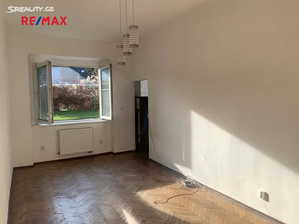 Pronájem bytu 3+1 82 m², Vosmíkových, Praha 8 - Libeň