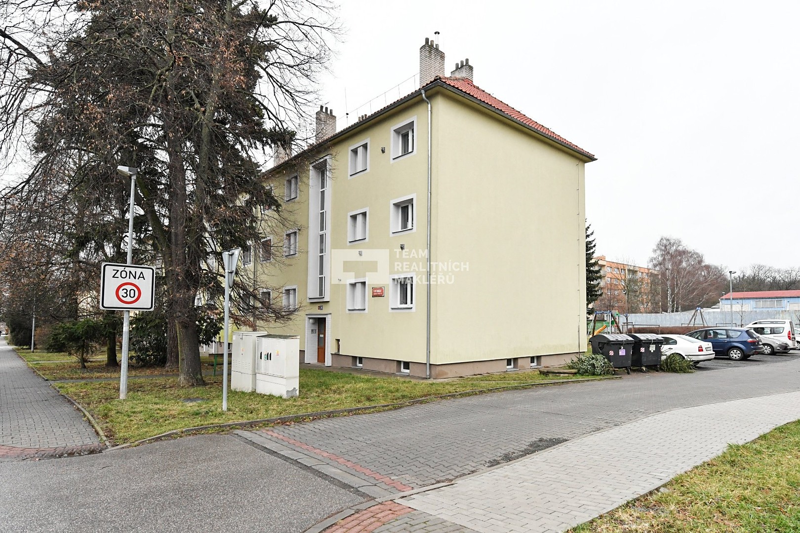 Pronájem bytu 2+1 52 m², V bytovkách, Praha 10 - Uhříněves