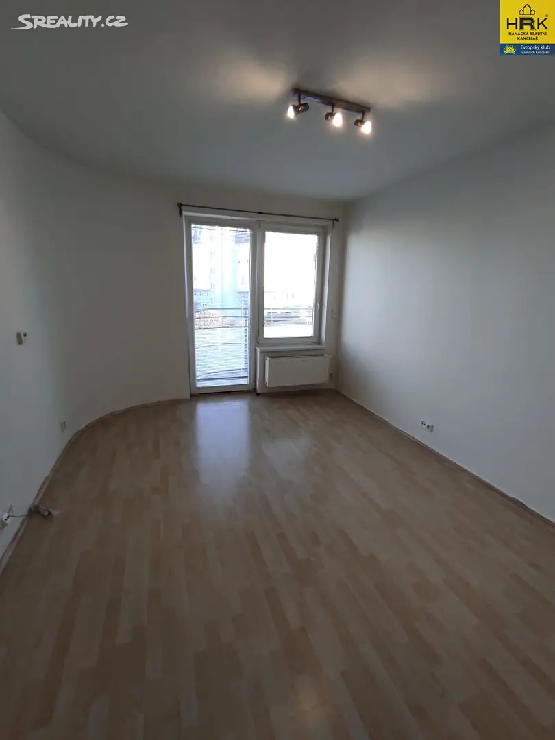 Pronájem bytu 2+kk 59 m², Okružní, Olomouc - Neředín