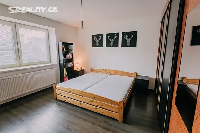 Pronájem bytu 3+1 65 m², Ječná, Hradec Králové - Slezské Předměstí