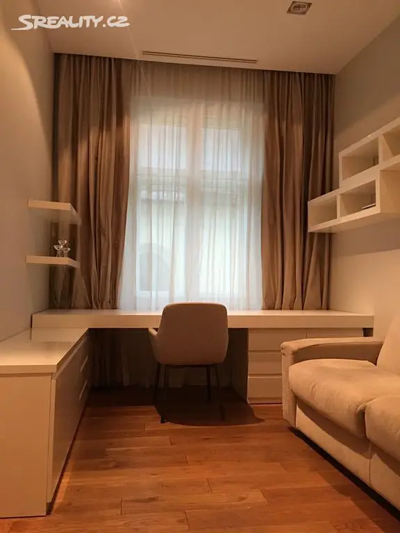 Pronájem bytu 3+kk 92 m², Sokolská třída, Ostrava - Moravská Ostrava a Přívoz