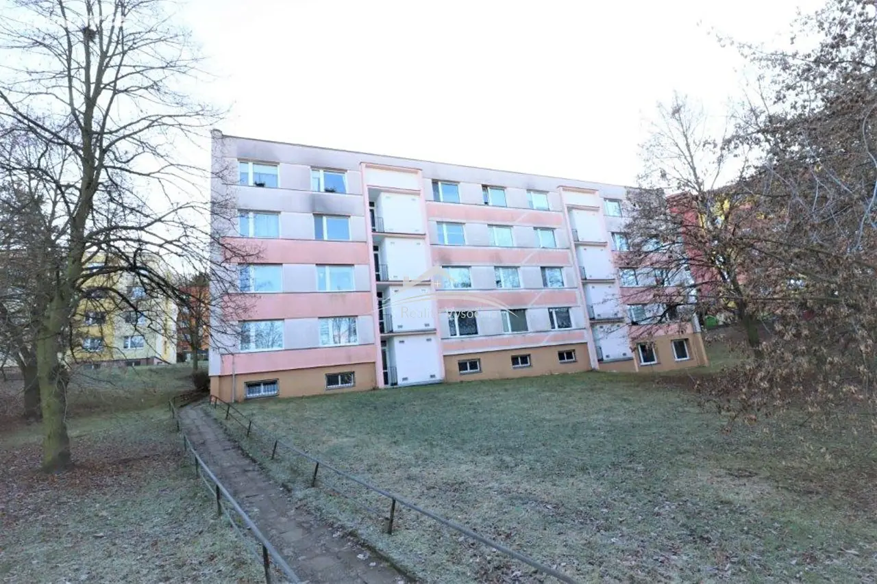 Prodej bytu 3+1 63 m², Tolstého, Ústí nad Labem - Střekov