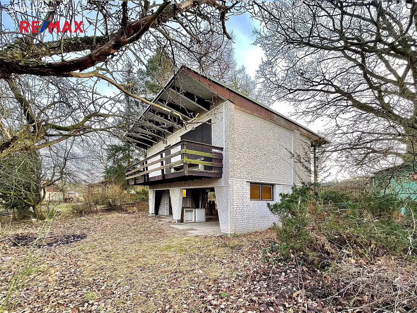 Prodej  chaty 40 m², pozemek 360 m², Lešany - Břežany, okres Benešov