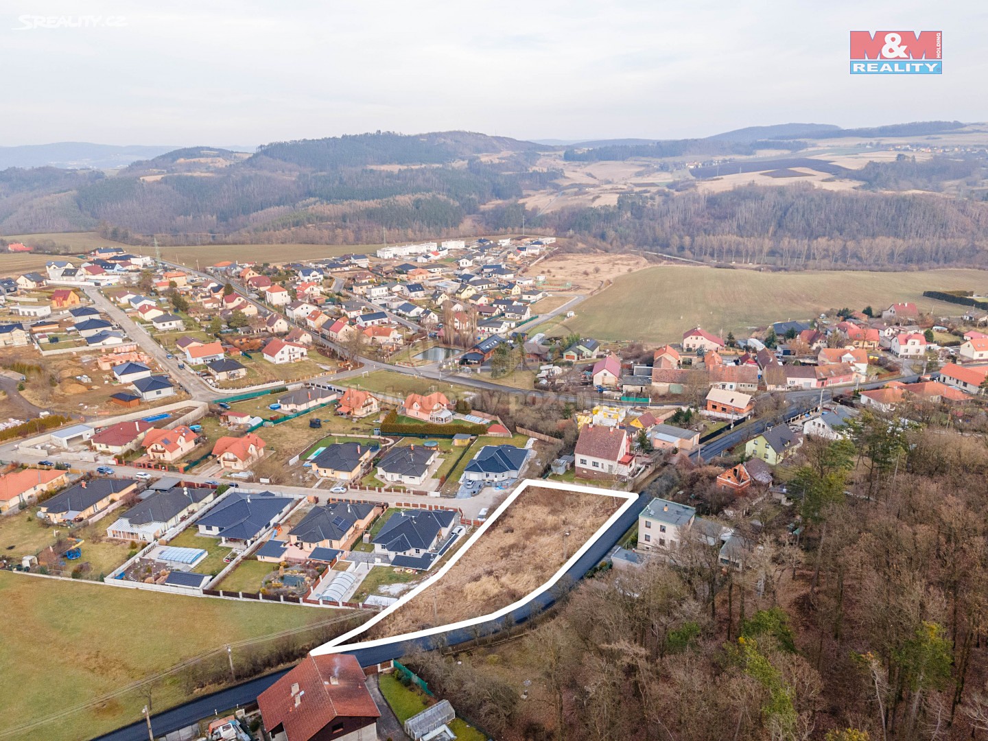 Prodej  stavebního pozemku 1 513 m², Králův Dvůr - Popovice, okres Beroun