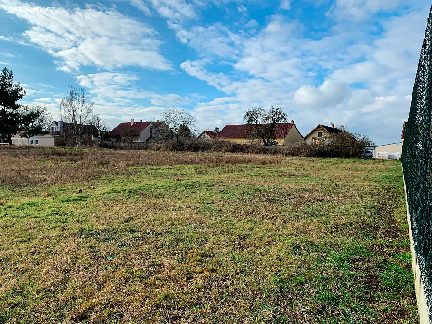 Prodej  stavebního pozemku 1 239 m², Veletov, okres Kolín