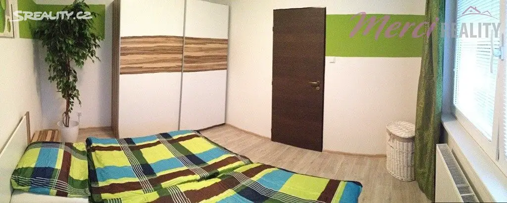 Pronájem bytu 2+1 53 m², Bílovice, okres Uherské Hradiště