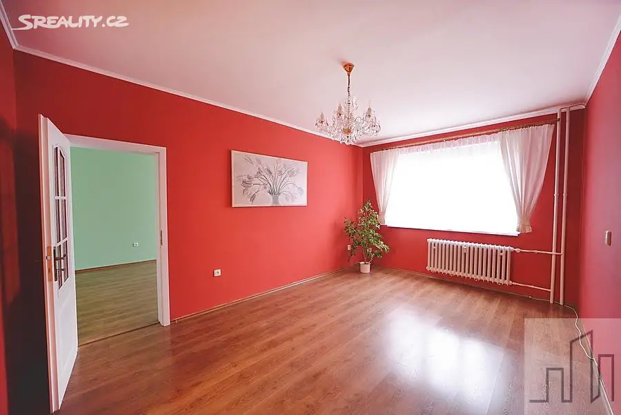 Prodej bytu 2+1 54 m², Jižní, Karlovy Vary