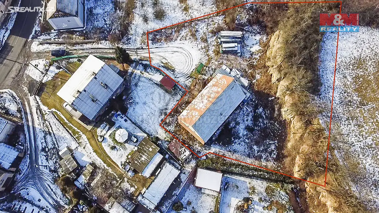 Prodej  stavebního pozemku 2 282 m², Měcholupy - Velká Černoc, okres Louny