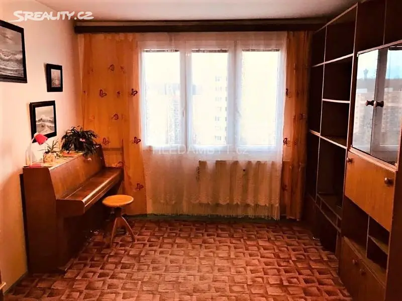 Pronájem bytu 1+1 41 m², Zárubova, Praha 4 - Kamýk