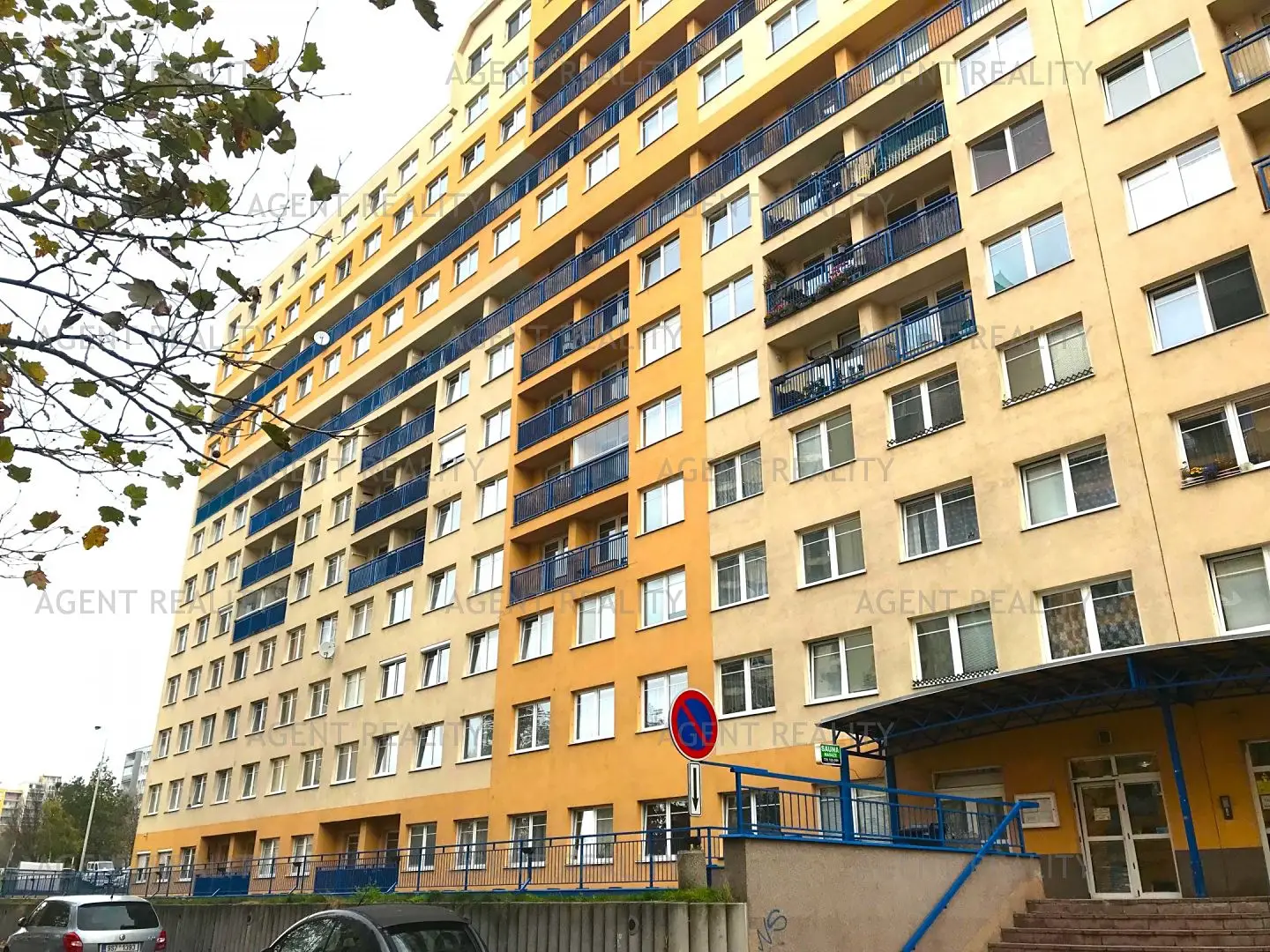 Pronájem bytu 1+kk 24 m², Hnězdenská, Praha 8 - Troja