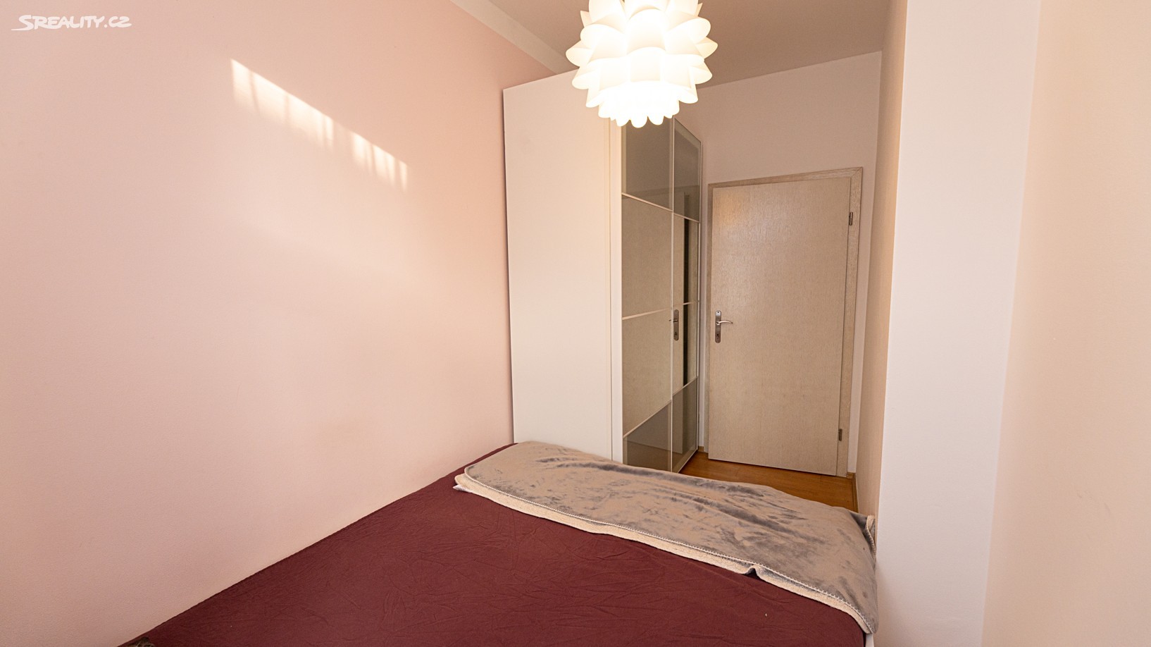 Pronájem bytu 3+kk 51 m², Umělecká, Praha 7 - Holešovice