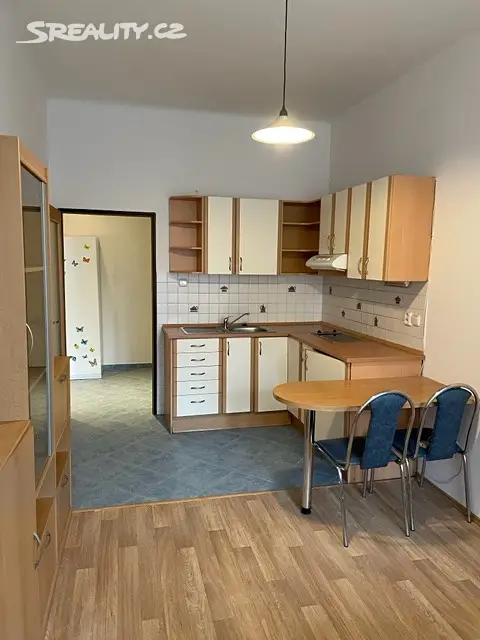 Pronájem bytu 1+1 48 m², Zelená, Praha - Praha 6