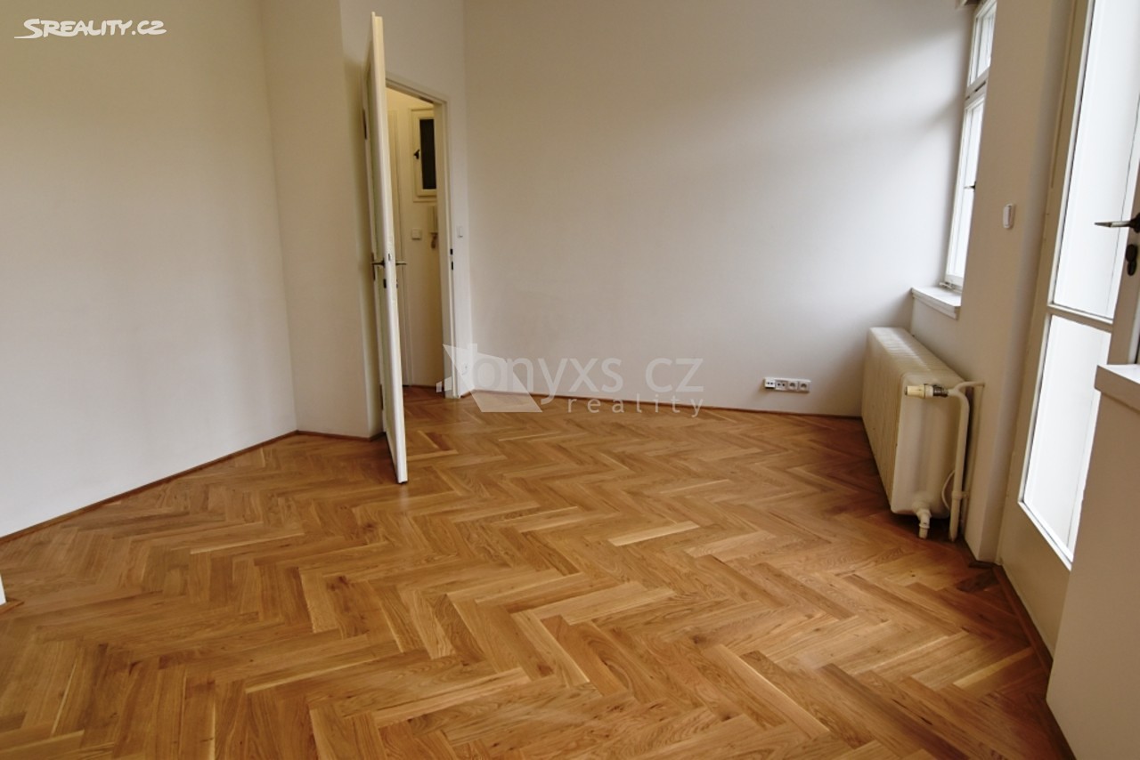 Pronájem bytu 1+kk 31 m², Vinařská, Praha 7 - Holešovice
