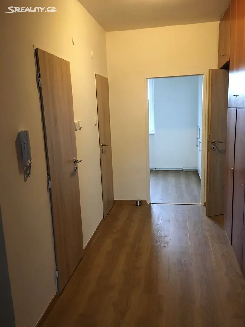 Pronájem bytu 3+1 85 m², Naskové, Praha 5 - Košíře