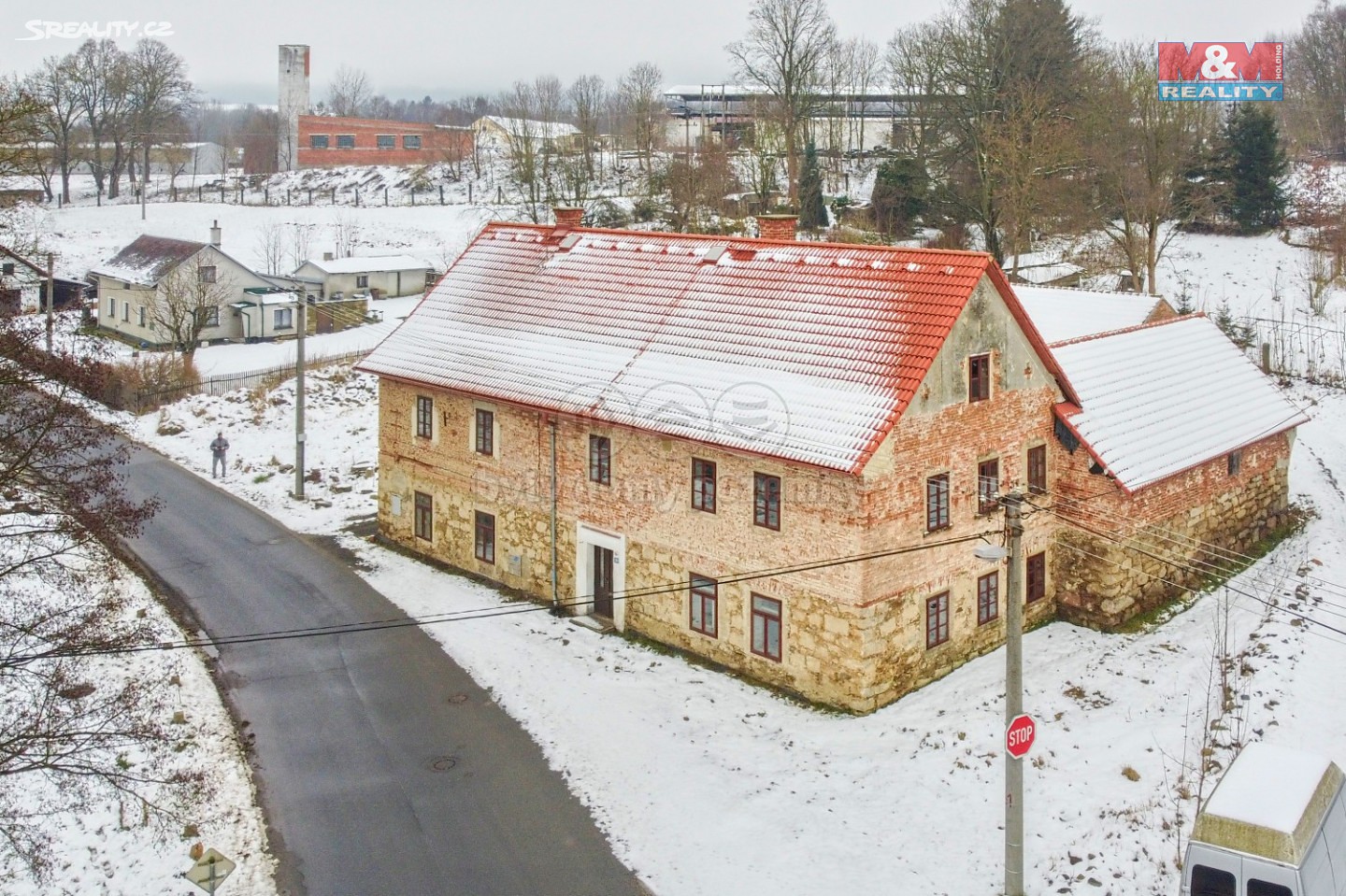 Prodej  rodinného domu 1 772 m², pozemek 1 512 m², Dolní Žandov, okres Cheb