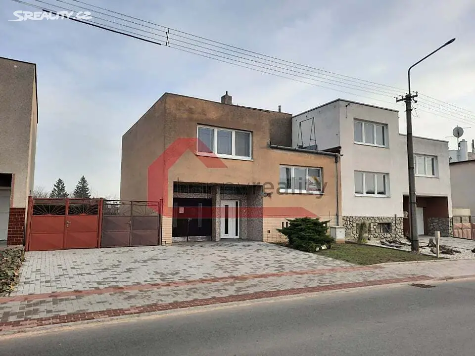 Prodej  rodinného domu 121 m², pozemek 284 m², Komenského, Dubňany