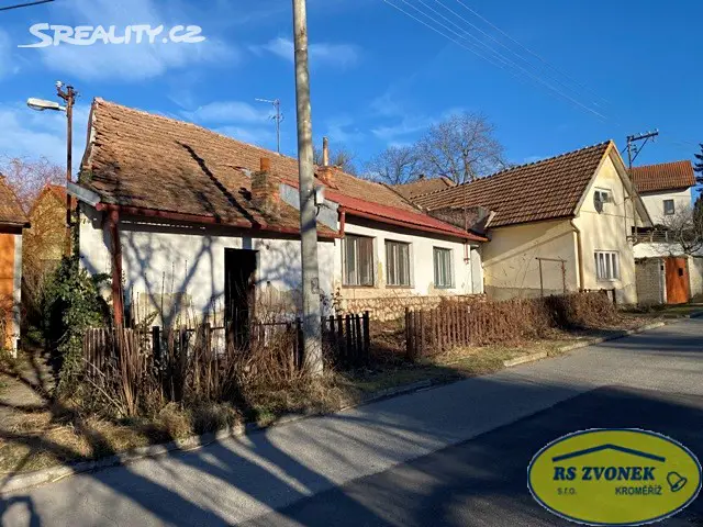 Prodej  rodinného domu 219 m², pozemek 219 m², Roštín, okres Kroměříž