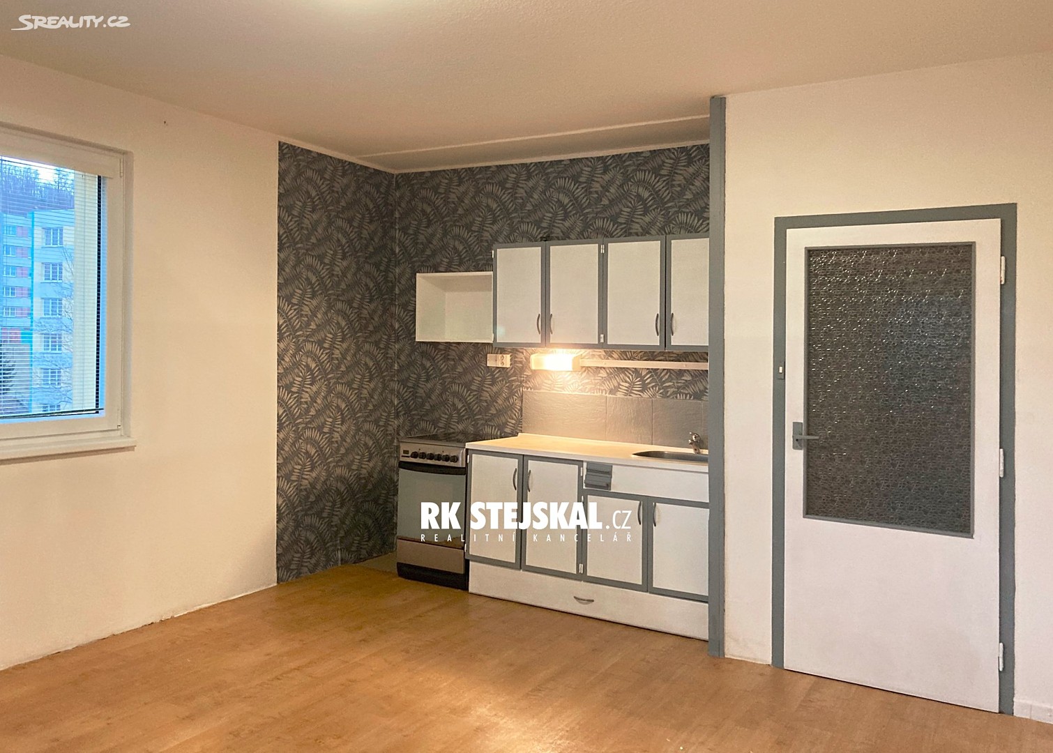 Pronájem bytu 2+kk 42 m², Sídliště Plešivec, Český Krumlov - Plešivec