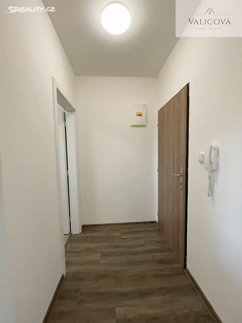 Pronájem bytu 2+kk 36 m², Stromovka, Ostrava - Slezská Ostrava