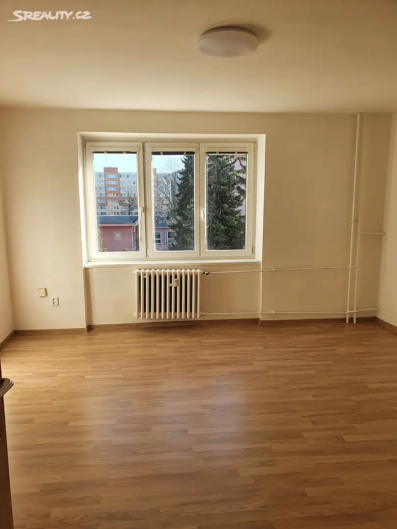 Prodej bytu 2+1 62 m², Čtvercová, Neratovice