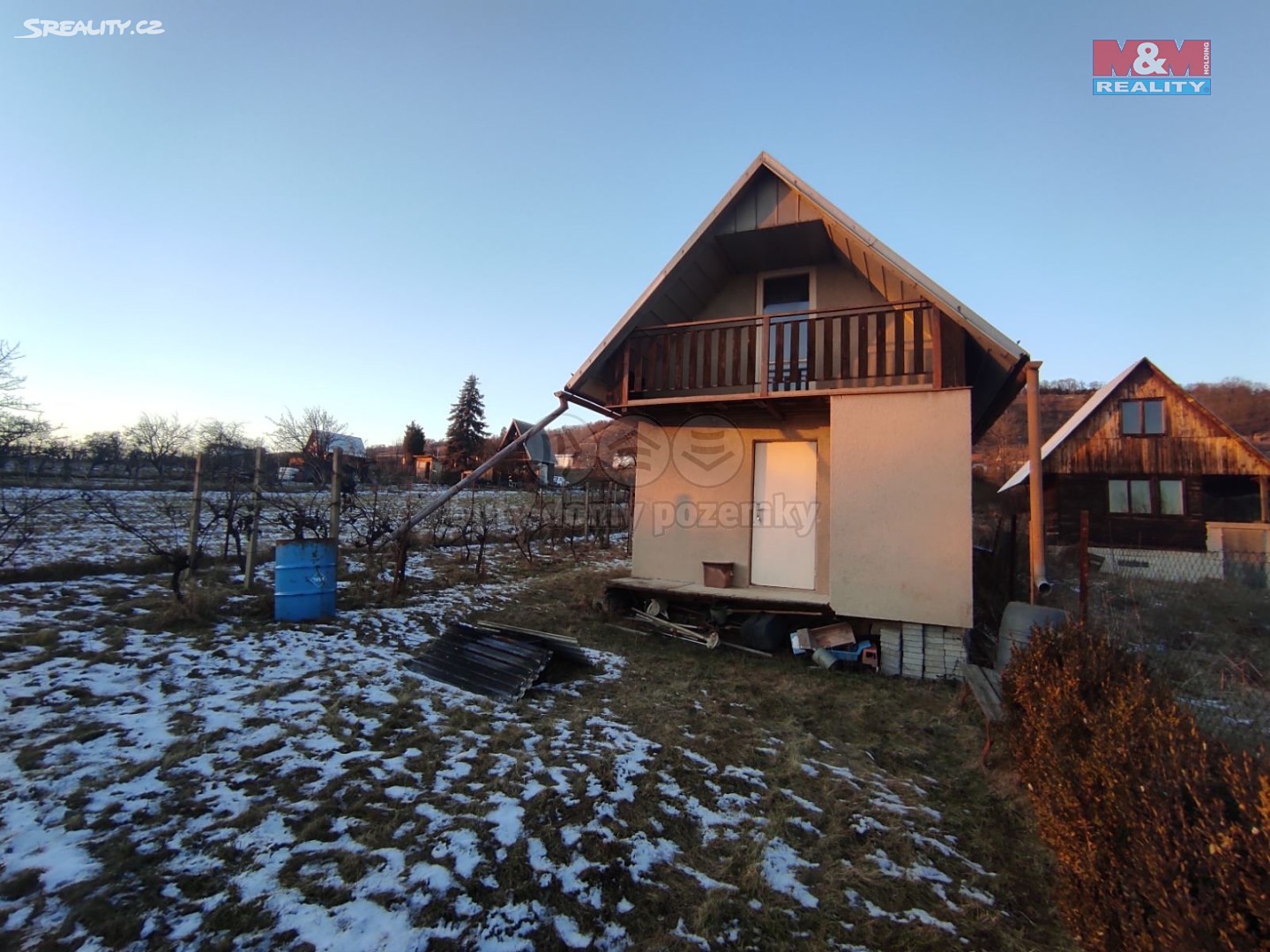 Prodej  chaty 25 m², pozemek 16 m², Viničné Šumice, okres Brno-venkov