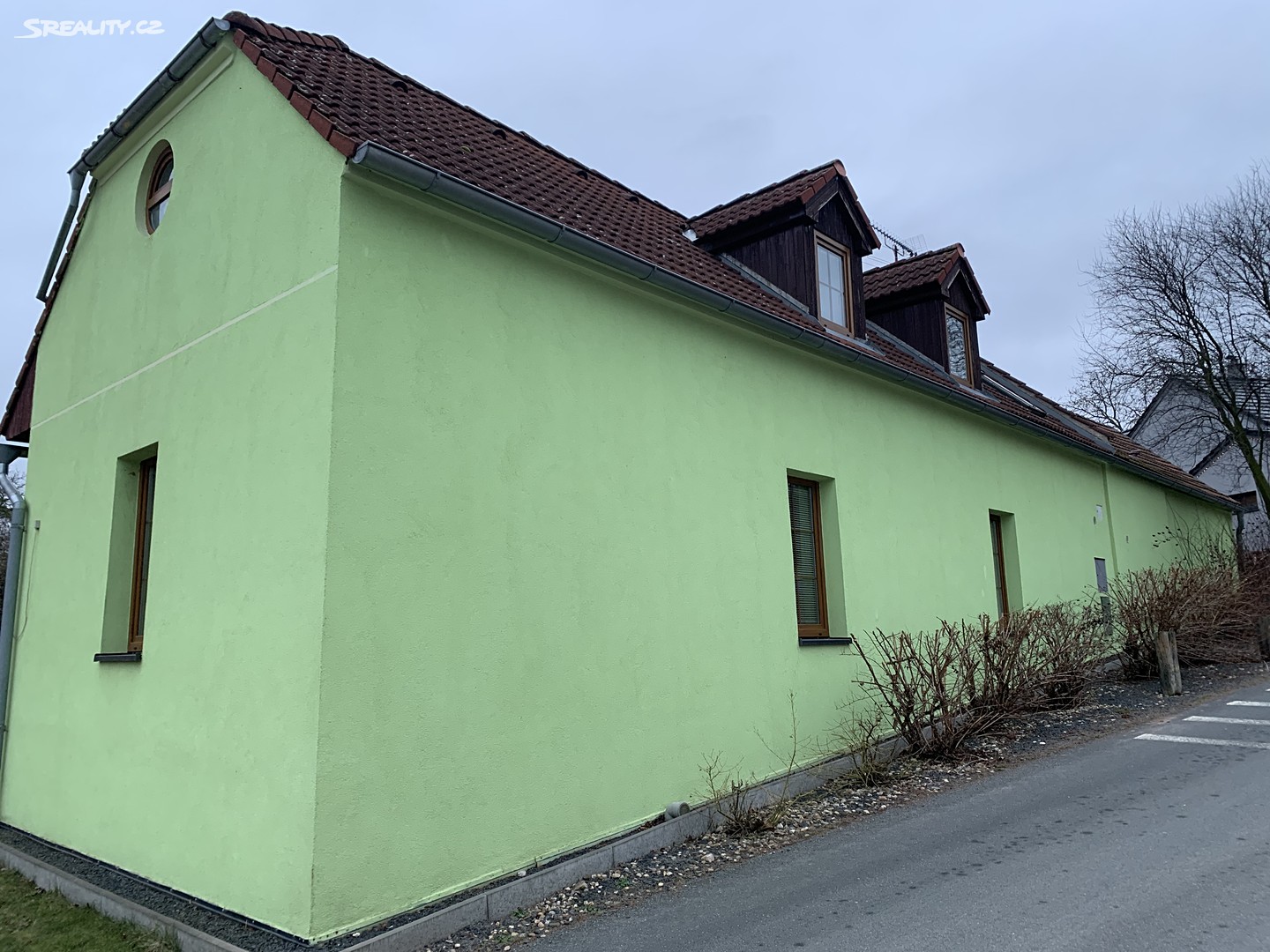 Prodej  rodinného domu 249 m², pozemek 1 004 m², Zichovec, okres Kladno