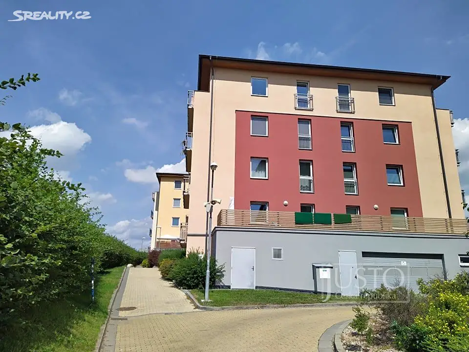Pronájem bytu 1+kk 44 m², Brněnská Pole, Šlapanice
