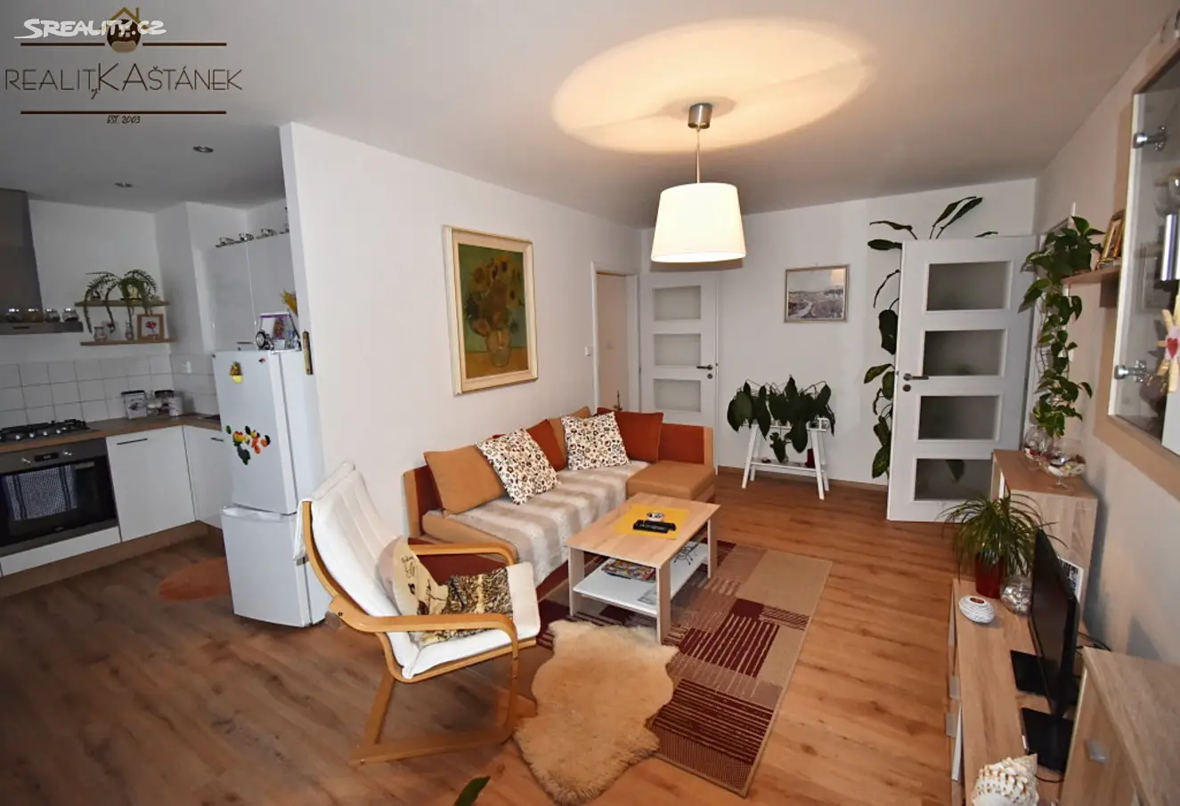 Pronájem bytu 2+1 54 m², Tovární, Liberec - Liberec X-Františkov