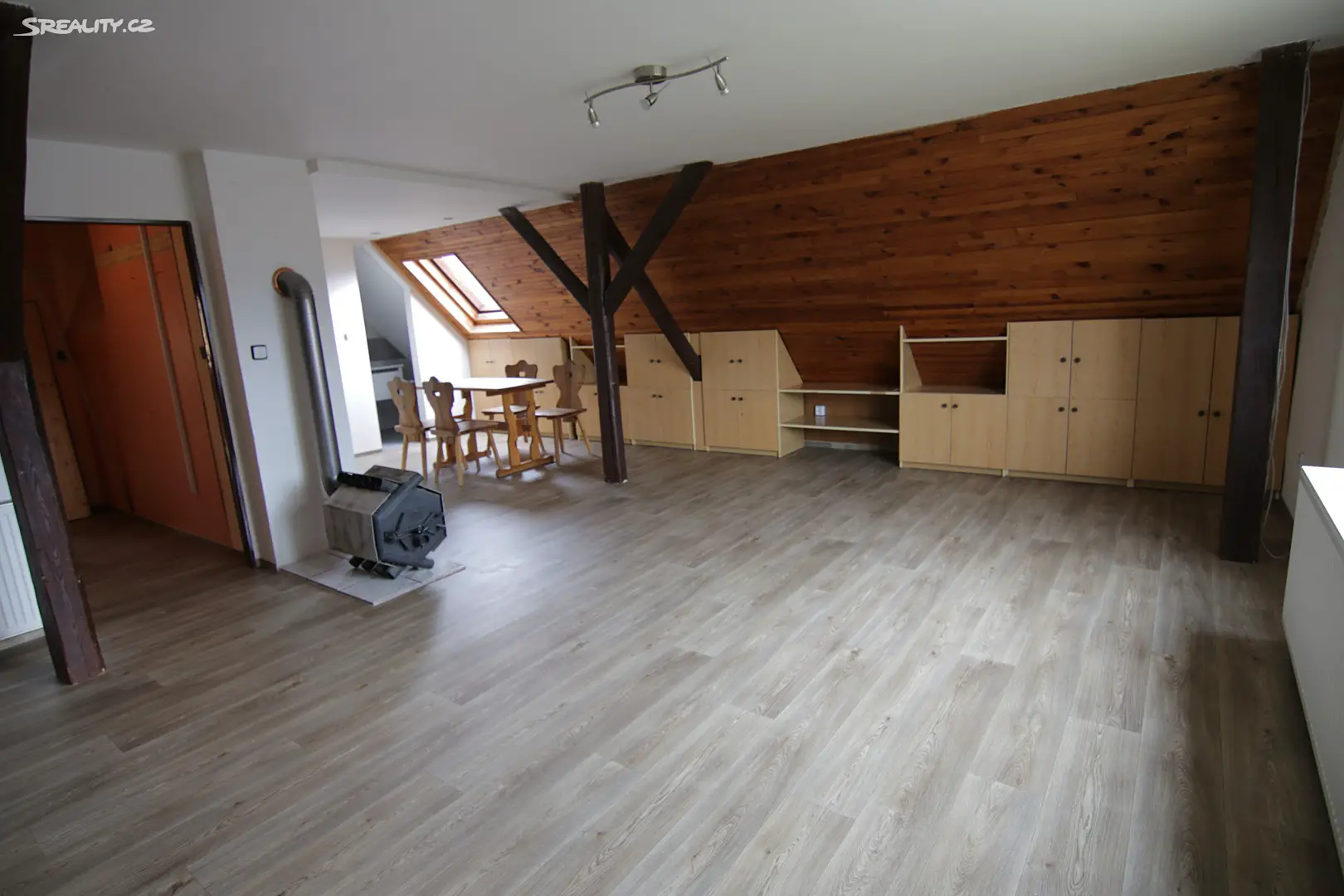 Pronájem bytu 2+kk 100 m² (Podkrovní), Vrchlického, Liberec - Liberec XIV-Ruprechtice
