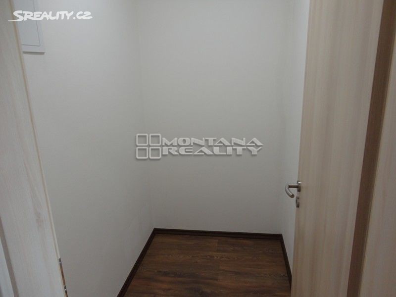 Pronájem bytu 2+kk 64 m², Topolová, Olomouc - Slavonín