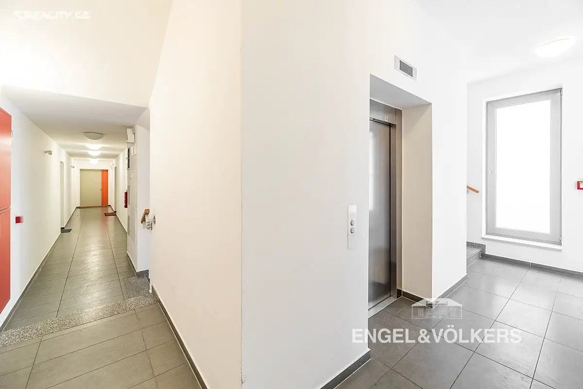Pronájem bytu 2+kk 69 m², Vodičkova, Praha 1 - Nové Město