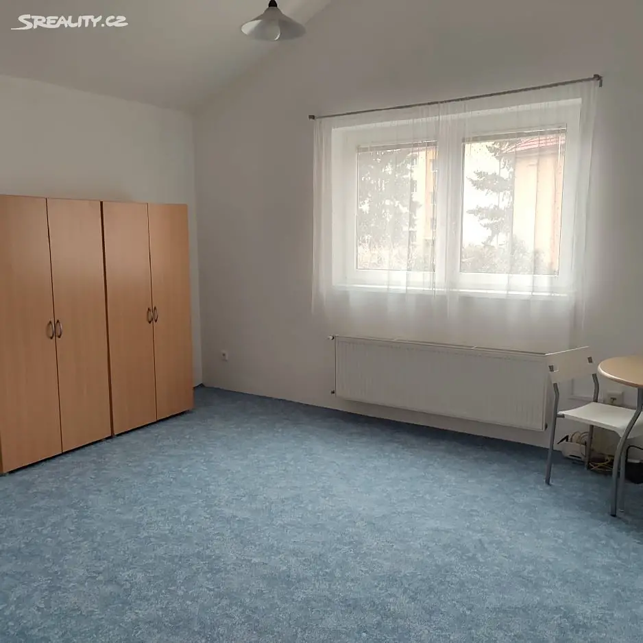 Pronájem bytu 3+1 65 m², Poděbradova, Modřice