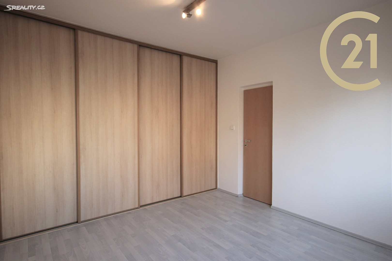 Pronájem bytu 3+1 68 m², Přistoupimská, Praha 10 - Malešice