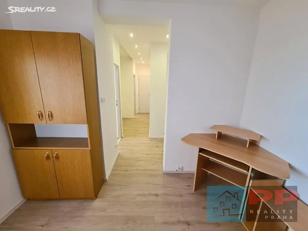Pronájem bytu 3+kk 88 m², Křivá, Praha 3 - Žižkov