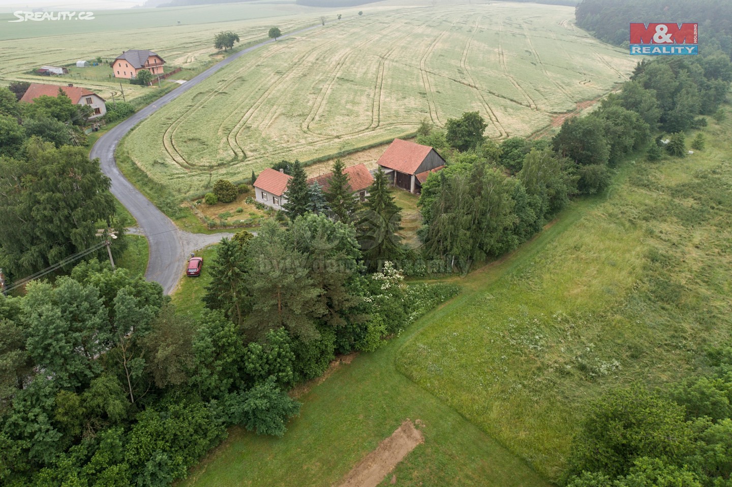 Prodej  rodinného domu 227 m², pozemek 7 539 m², Kralovice, okres Plzeň-sever