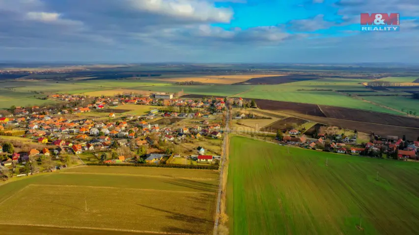 Oskořínek, Nymburk