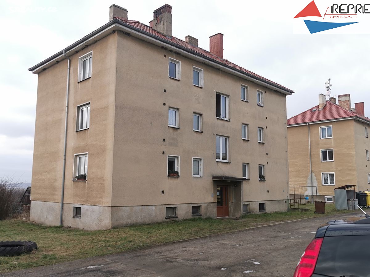 Prodej bytu 3+1 60 m², Úštěk - Starý Týn, okres Litoměřice