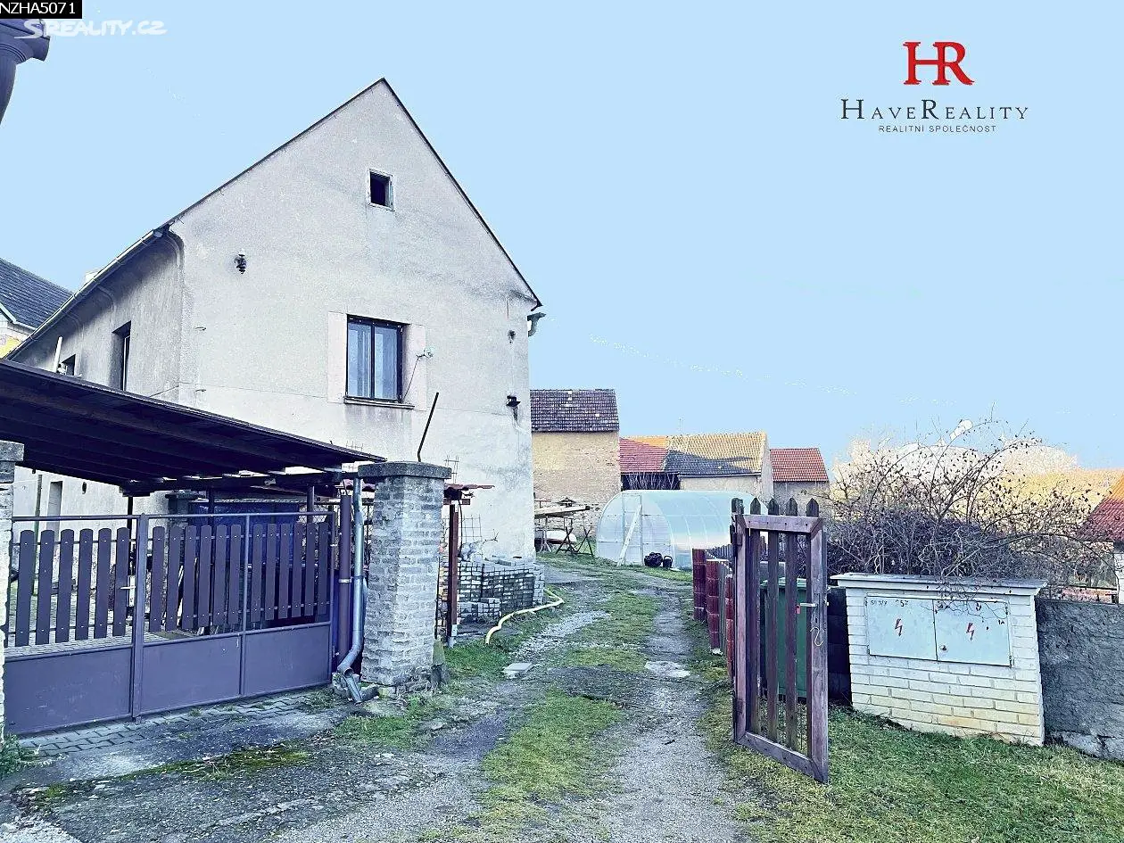 Prodej  rodinného domu 140 m², pozemek 879 m², Karlštejn, okres Beroun