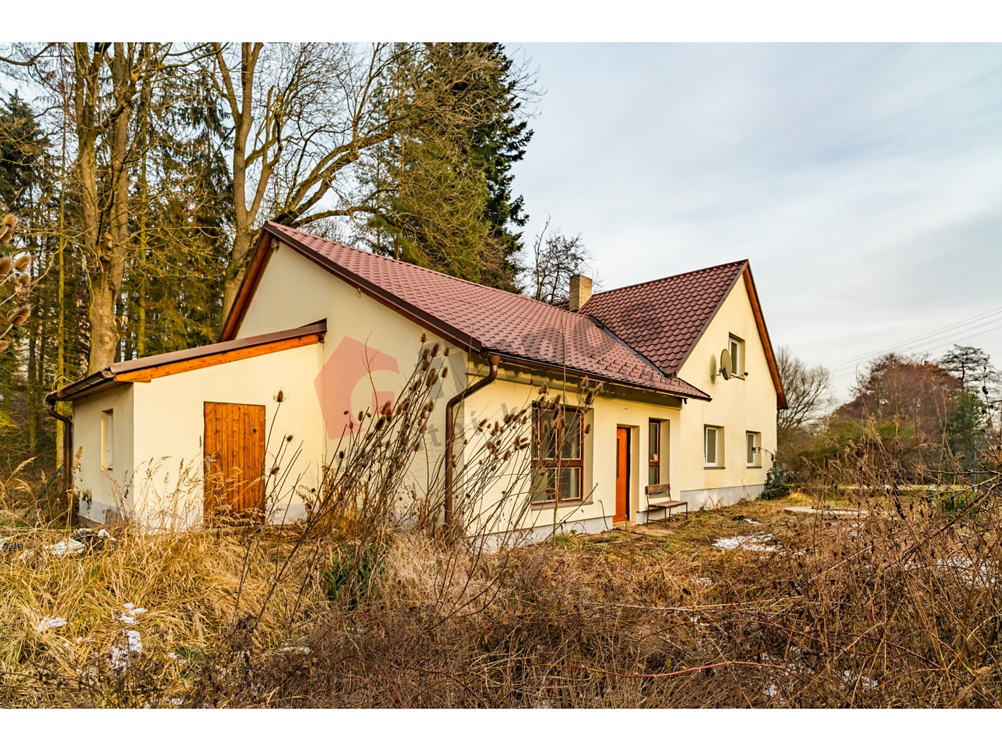 Prodej  rodinného domu 260 m², pozemek 983 m², Ostředek, okres Benešov